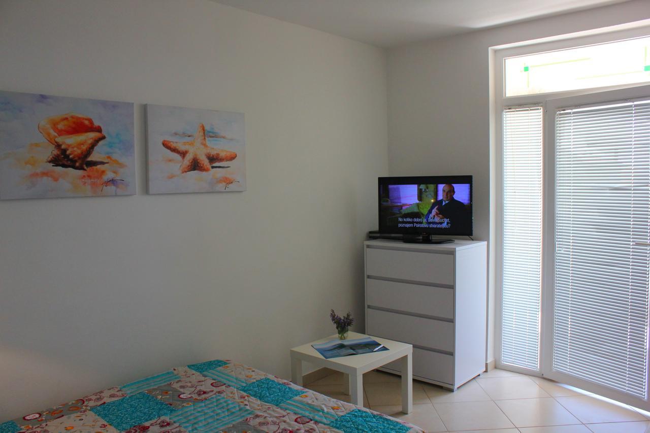 Apartments Oaza Regi Медулин Экстерьер фото